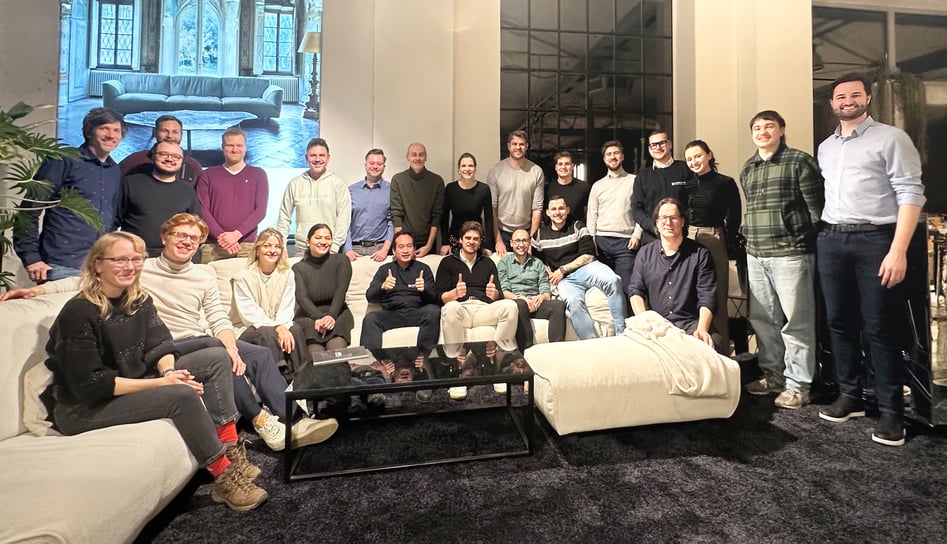 gruppenfoto_weihnachtsfeier2025 (1)